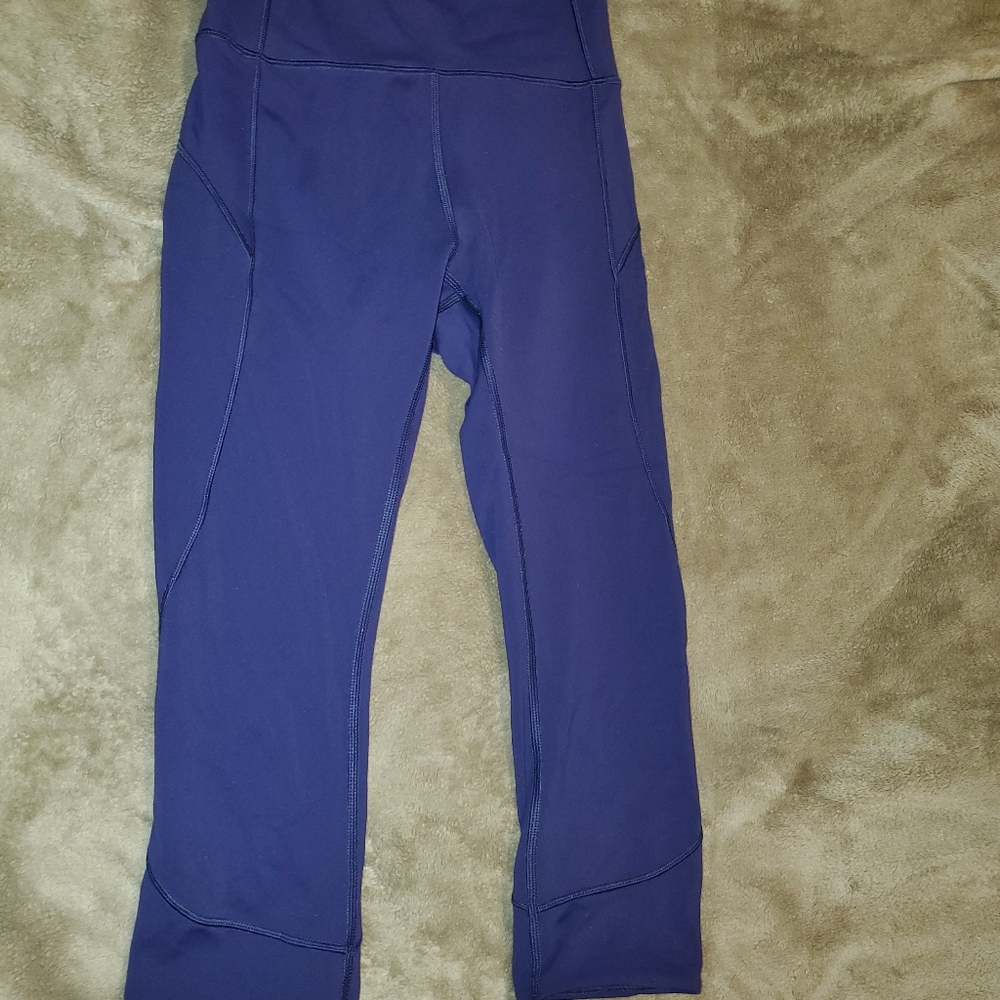 Lululemon crop leggings